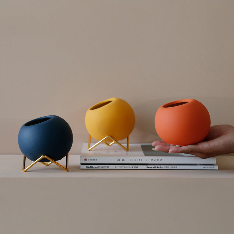 Scandinavian Orb